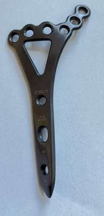 PLACA LCP TIBIA DISTAL ANTEROLATERAL DELTA